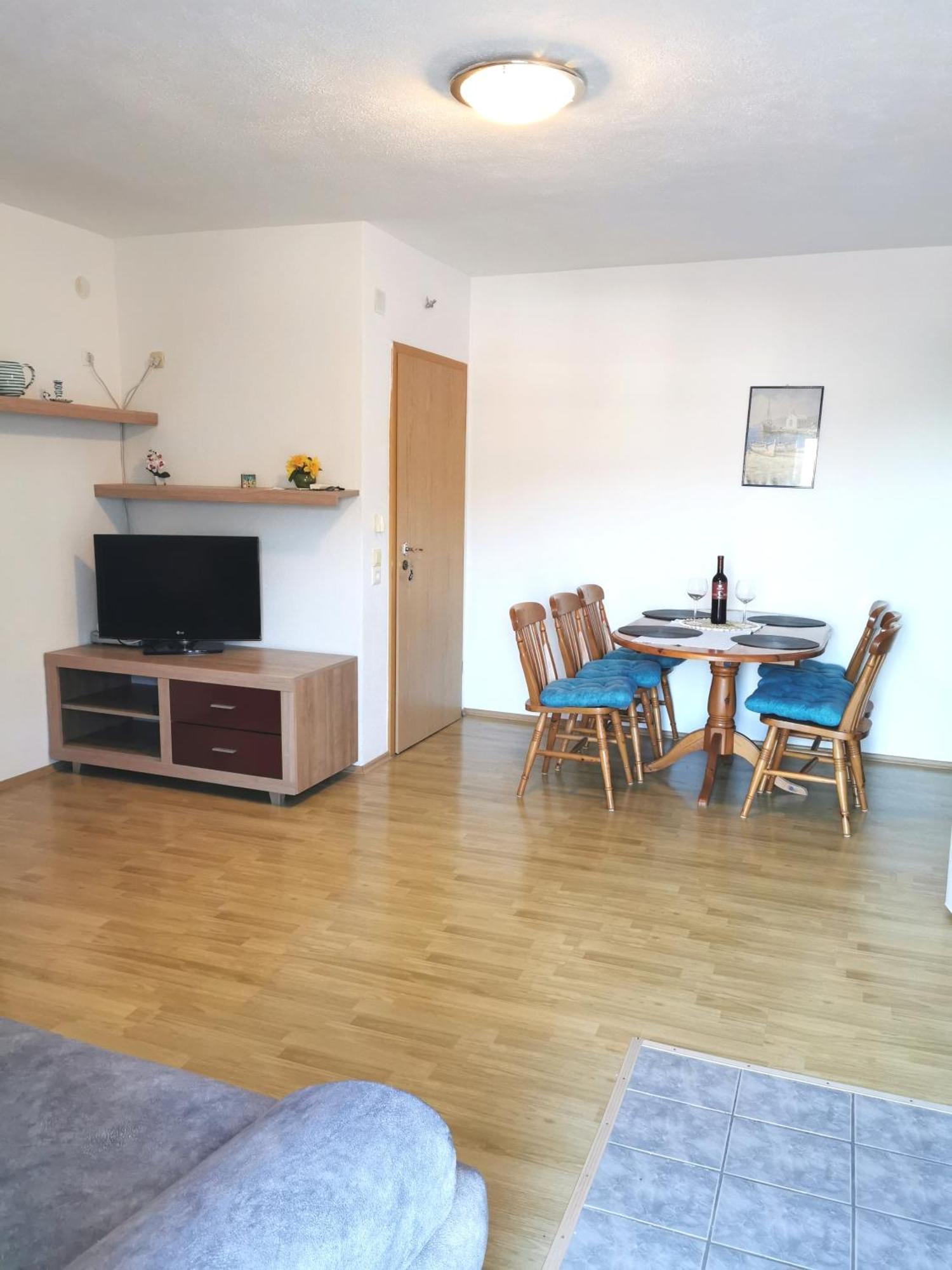 Apartmani Gabi Cesarica Exterior foto